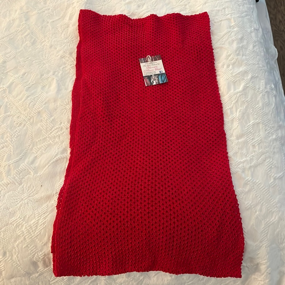 Red infinity scarf